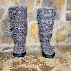 Muk Luks purple memory foam knitted boots